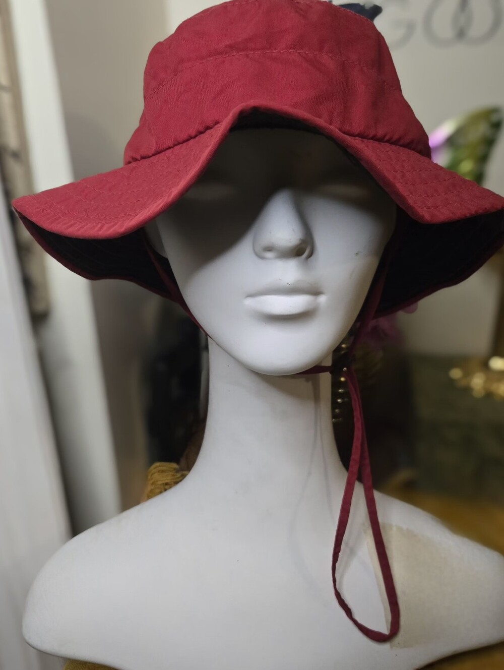 Vintage Columbia Sportswear Company Red Outdoor Bucket Hat
